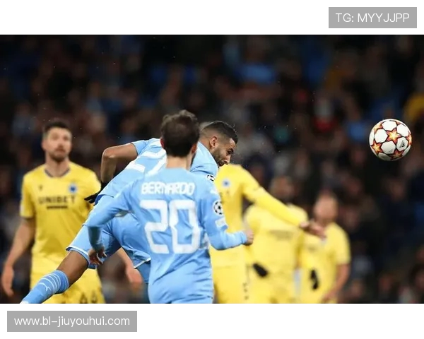 足球比赛正常触球次数与犯规界定详细解析指南知识分享全面讲解篇